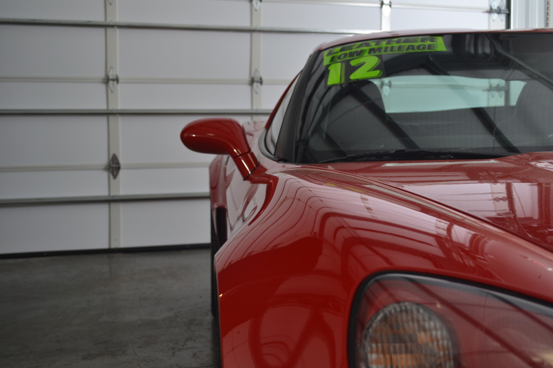 Illustration for article titled Red C6 Car Porn